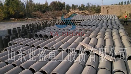 辽宁盘山客户使用XG悬辊式水泥制管机生产水泥管